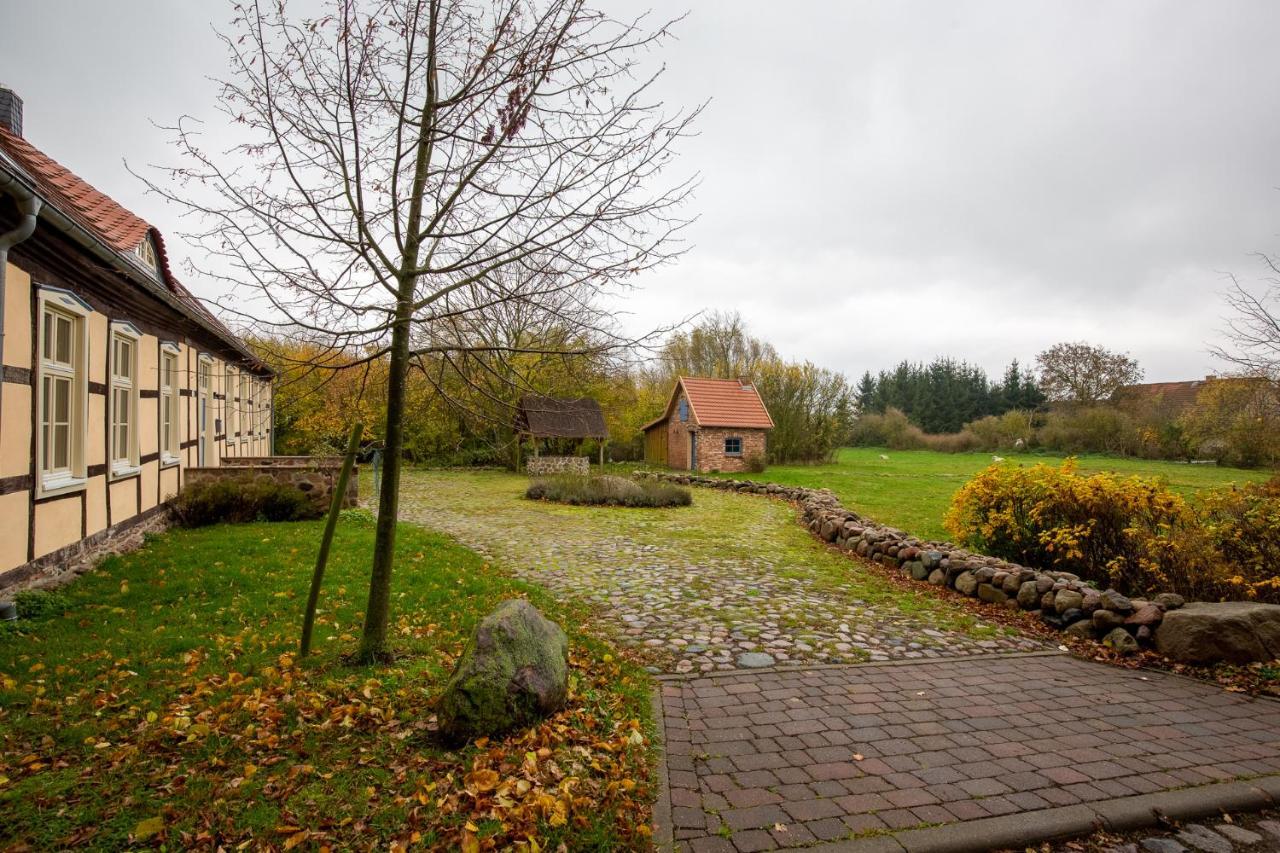 Altes Pastorat Schwichtenberg Borrentin Esterno foto