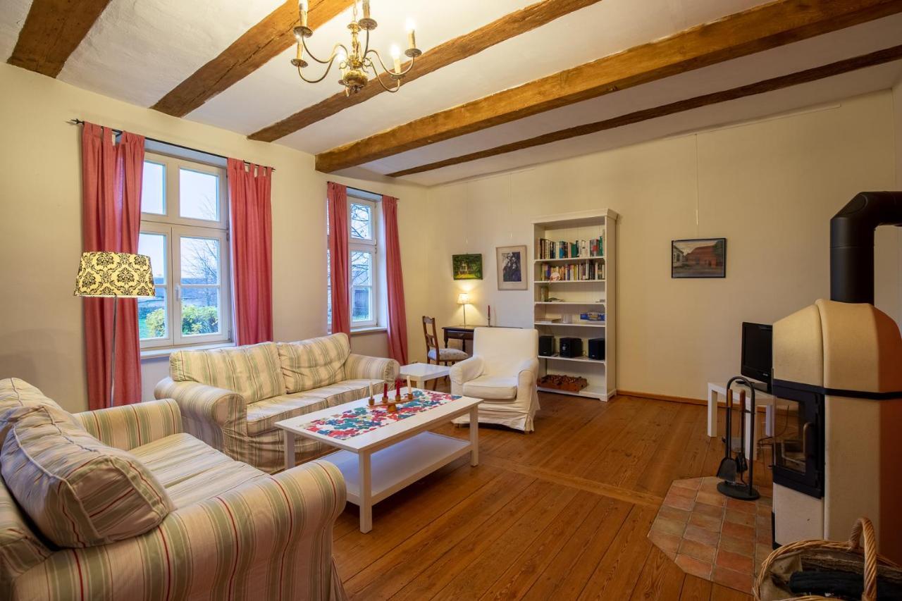 Altes Pastorat Schwichtenberg Borrentin Esterno foto